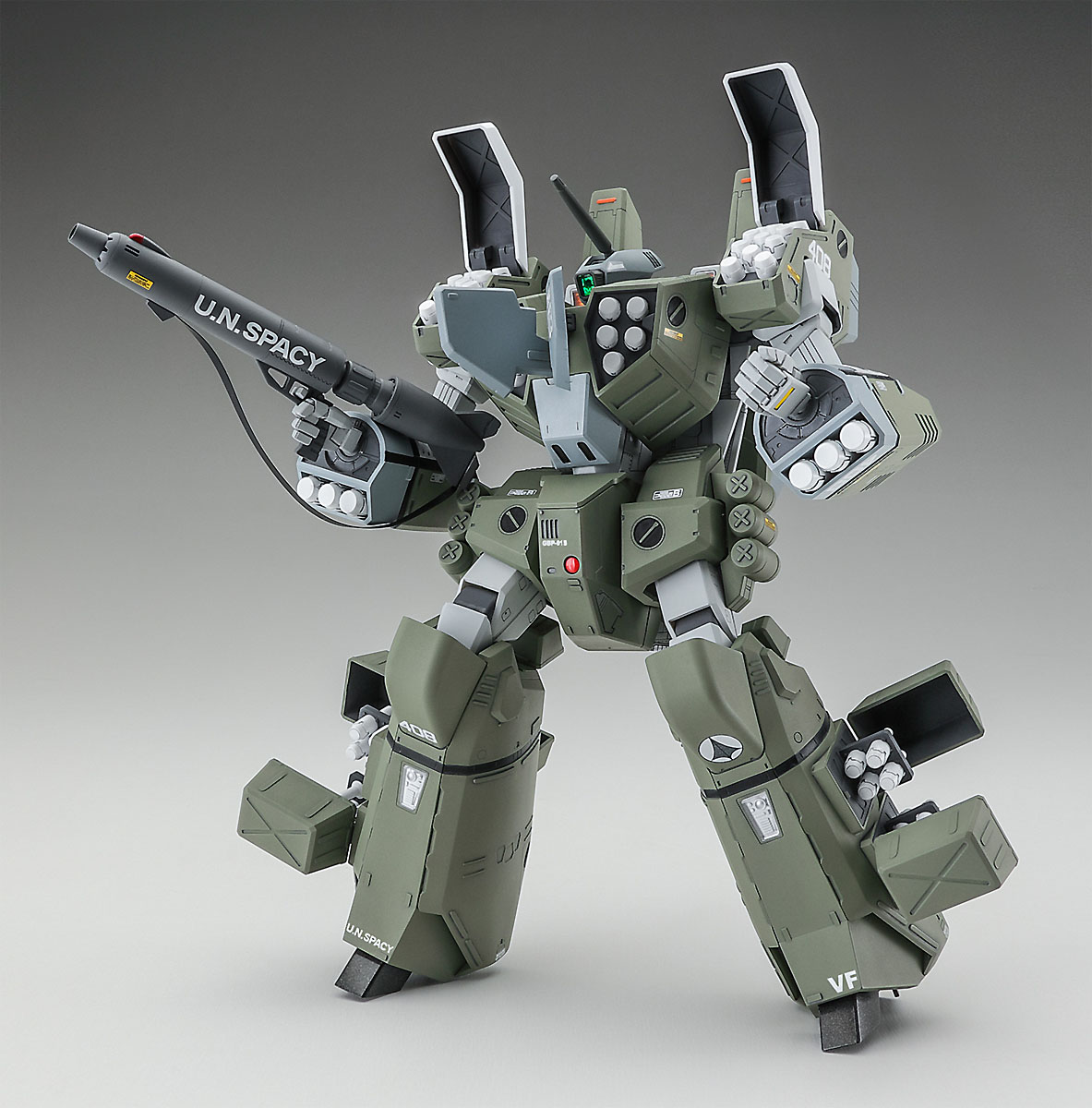 VF-1A アーマード バルキリー “ブルズアイ作戦 Part1” | 株式会社 ハセガワ