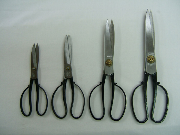 商品 ＞ 鋏 ＞ 本種子鋏（石：浪）4本セット