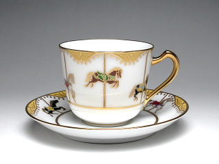 大倉陶園 皇室御用達 金彩老松 青と金の模様 大倉陶園 皇室御用達 金彩