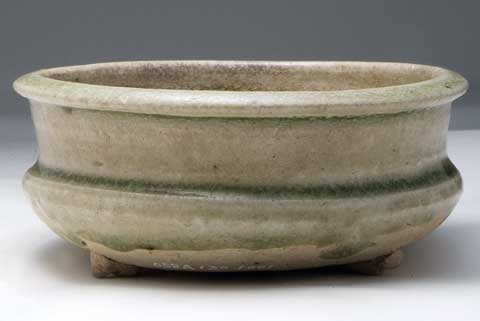 瀬戸・美濃系香炉（台）／市原歴史博物館