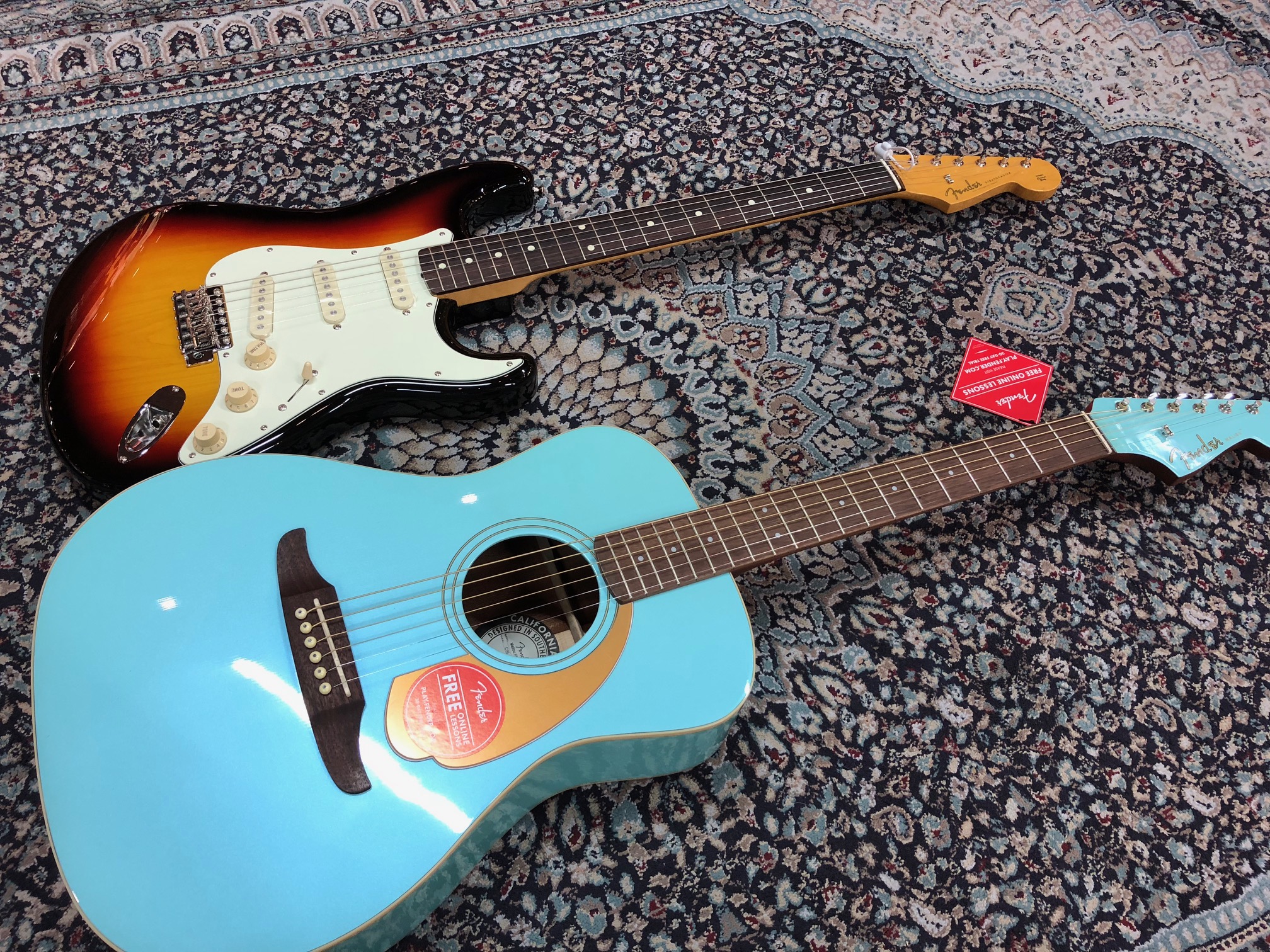 アコースティックギター Fender 廃盤カラー Fender / フェンダー