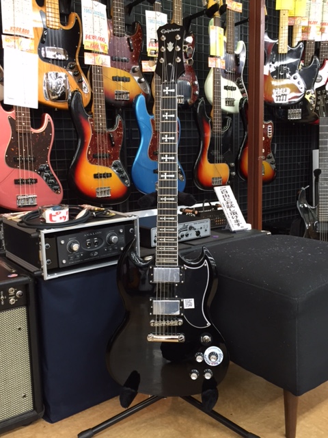 Epiphone Limited Edition Tony Iommi Signature SG Custom