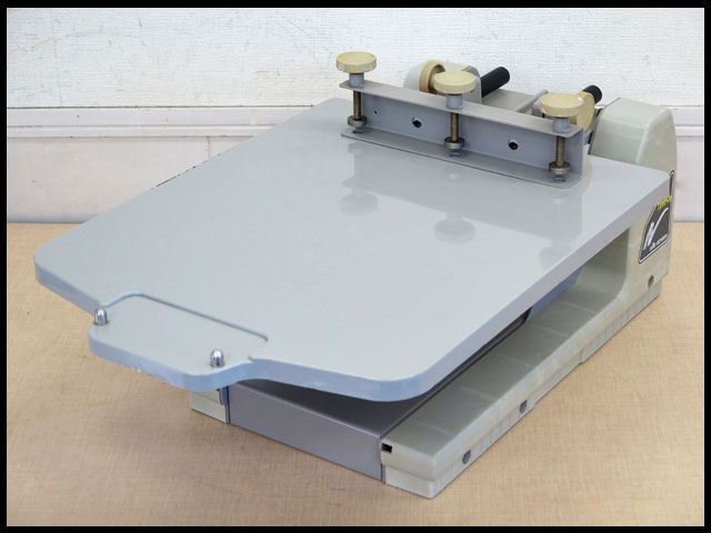 中古のTシャツくんワイド 多色印刷機LL シルクスクリーン/太陽精機