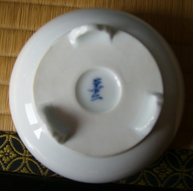 人間国宝 井上萬二 白磁香炉 美しい姿k752 人間国宝・井上萬二さん