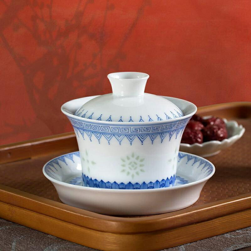 愛着を感じる・凛】透かし模様で茶の色が見える 玲瓏磁器 玲瓏磁