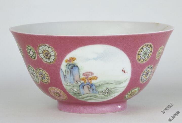 清雍正胭脂红地开光珐琅彩花鸟纹碗档案-珐琅彩-鉴宝档案