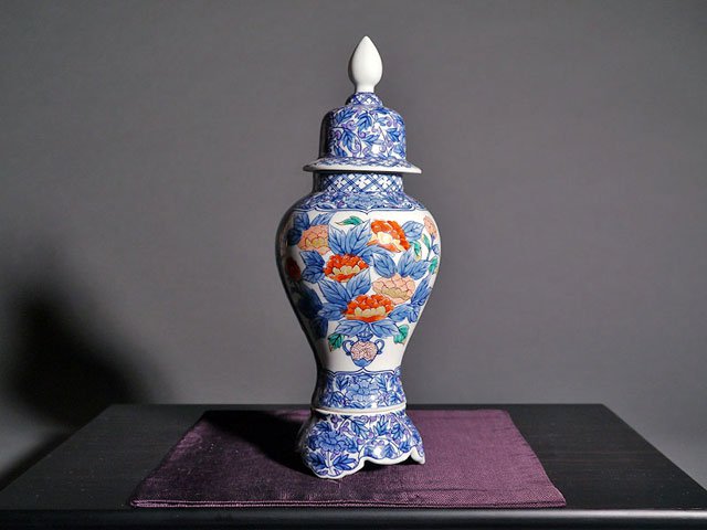 董芸】有田焼 夢右衛門窯 作 獅子摘 花鳥美人図 沈香壷 高