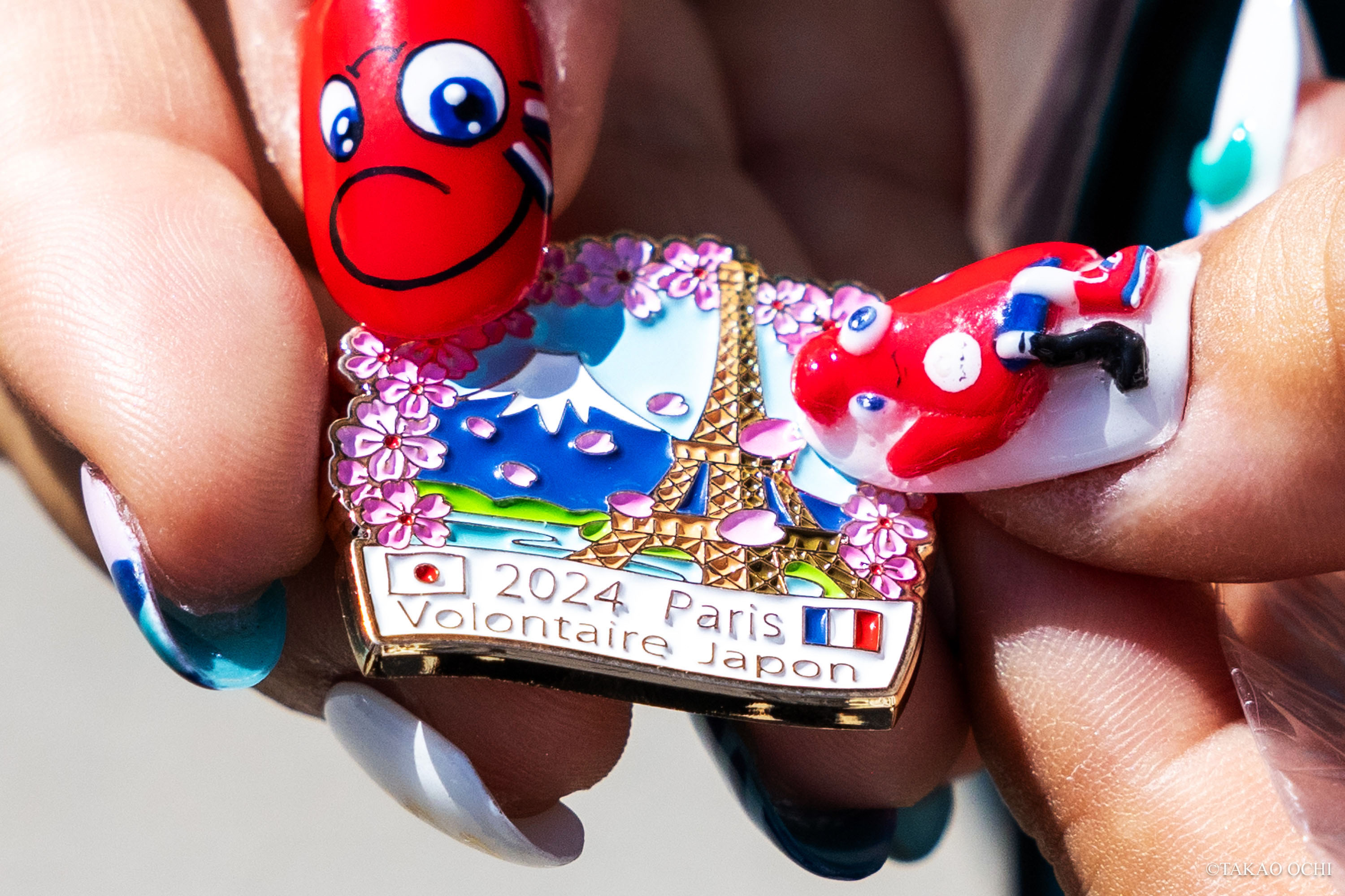 非売品 2024年パリオリンピック クジラ ピンバッジ 非売品2024年パリ