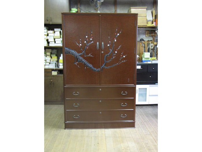 夢の作品＞「総桐箪笥」と「鎌倉彫」の合作！！ 遂に実現へ・・・ - ブログ