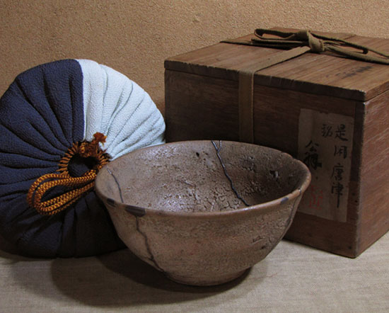 品物紹介｜古美術 哲であつかう、美濃物・唐津・李朝土物などおすすめ