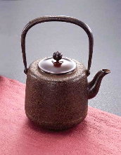 未使用品、供箱、栞付 南部岩鋳四代目清末作 真作保証 18型コシキ宝