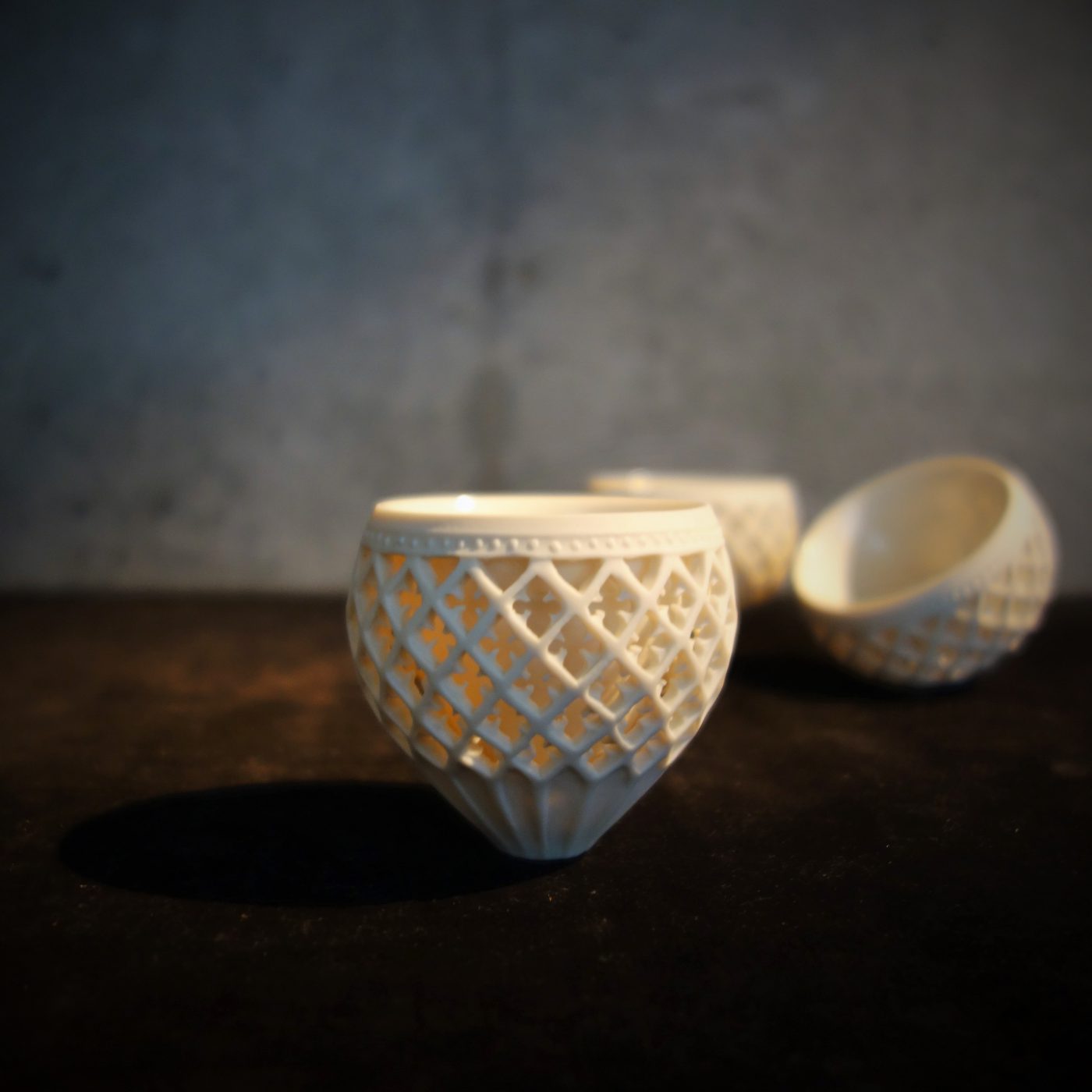 入手困難伊藤剛俊カップ&ソーサー蛍手益子焼透彫白