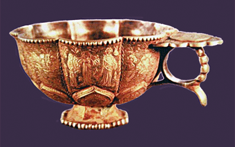 蓮の花は古い磁器の本物の古玩を骨董品として所蔵している 蓮の花は