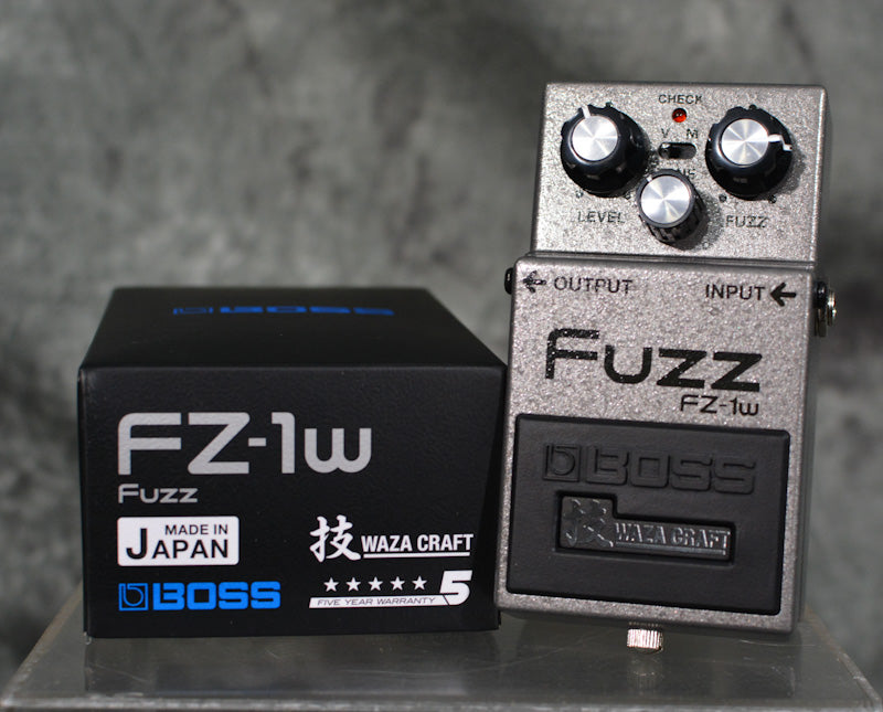 ジャンク品】BOSS FZ-1W Fuzzエフェクター 技クラフト BOSS】WAZA