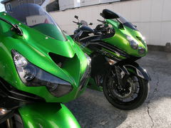 Kawasaki正規取扱店 宇都宮メグロ:::: NinjaZX-14RとZZR1400