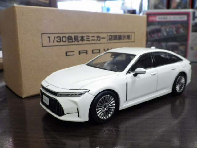 1⁄30 新型 クラウン CROWN 1/30 カラーサンプル TOYOTA ディーラー