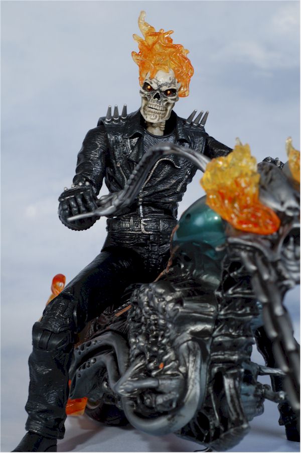 Ultimate Ghost Rider and Flame Cycle action figure - Another Pop