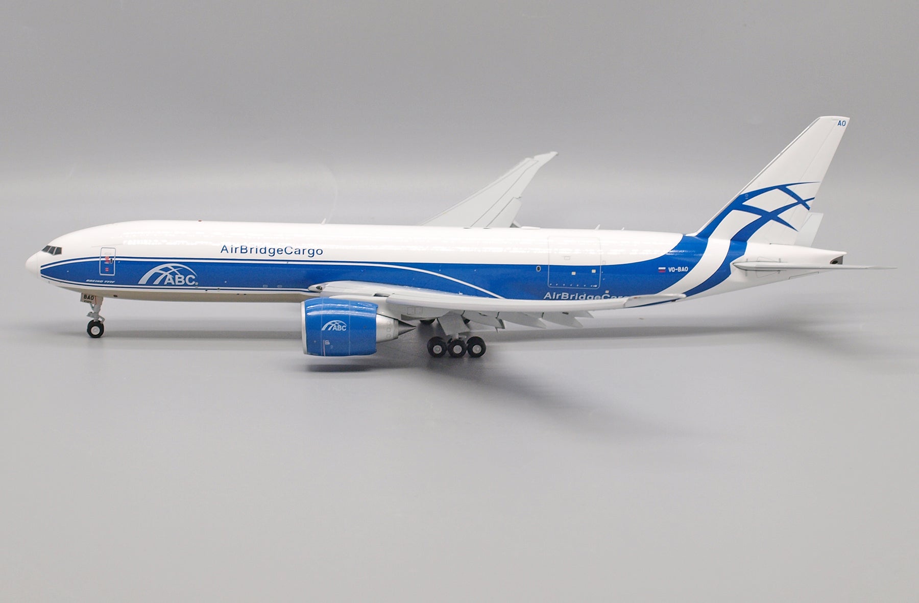 航空機・ヘリコプター ANA Cargo / BOEING 777F JA771F 1:200