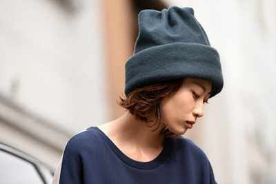 Edwina Horl」からリリースされた帽子に『OVIE STUDIO』限定の素材