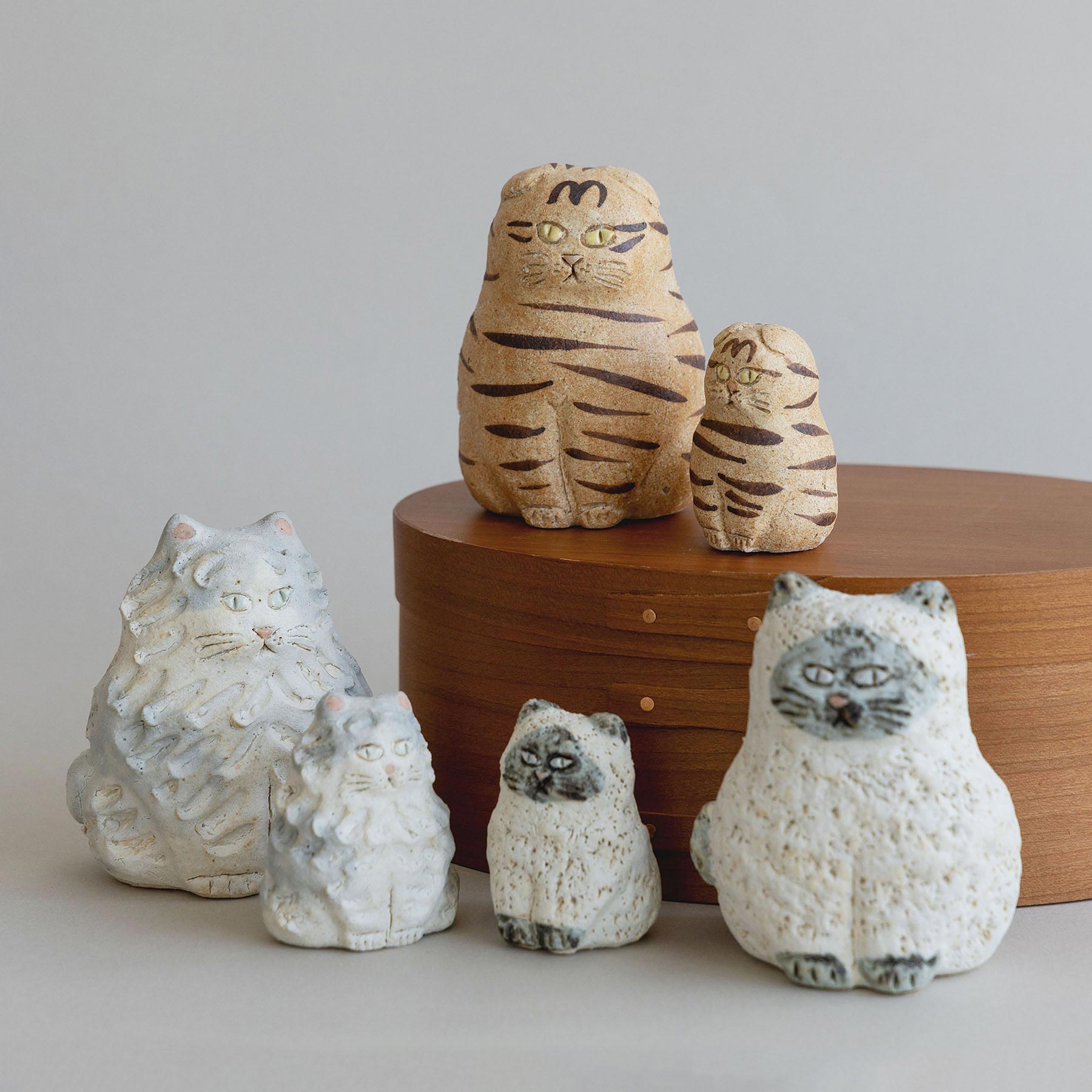 幸生窯 猫3匹 置物 幸生窯 陶のオブジェ／猫｜オブジェ・ぬいぐるみ｜