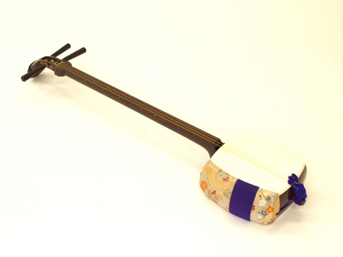 中古＊民謡三味線 02（紫檀・二寸詰） – サトウ楽器