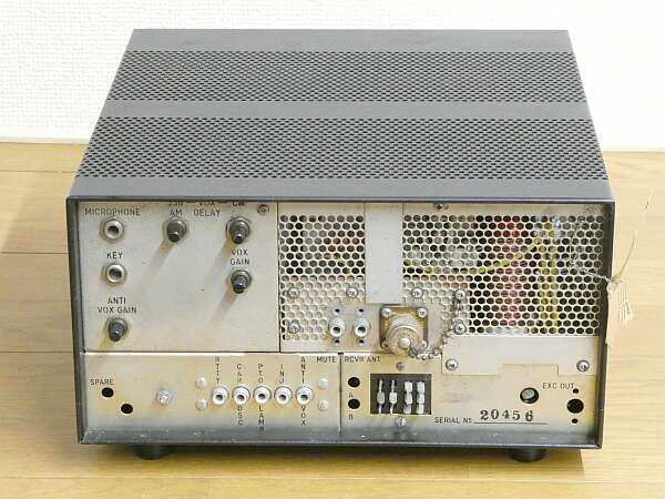 E) DRAKE T-4XC 送信機