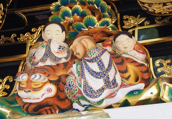 雄峯閣 ―装飾彫刻のみかた―