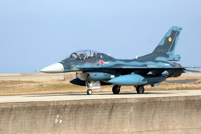 トミーテック 技MIX 航空自衛隊 F-22 第6飛行隊 築城 仮想空自 技