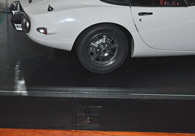 週刊トヨタ2000GT」オリジナルサウンドが鳴るディスプレイケース到着