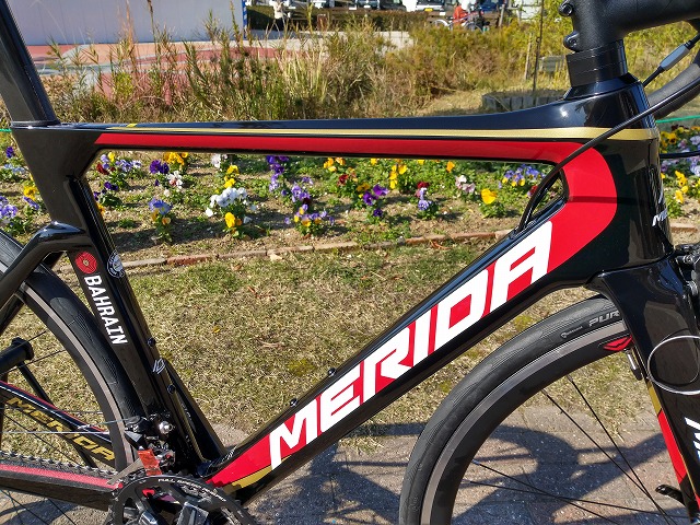 Merida シクロクロスバイク 黒赤