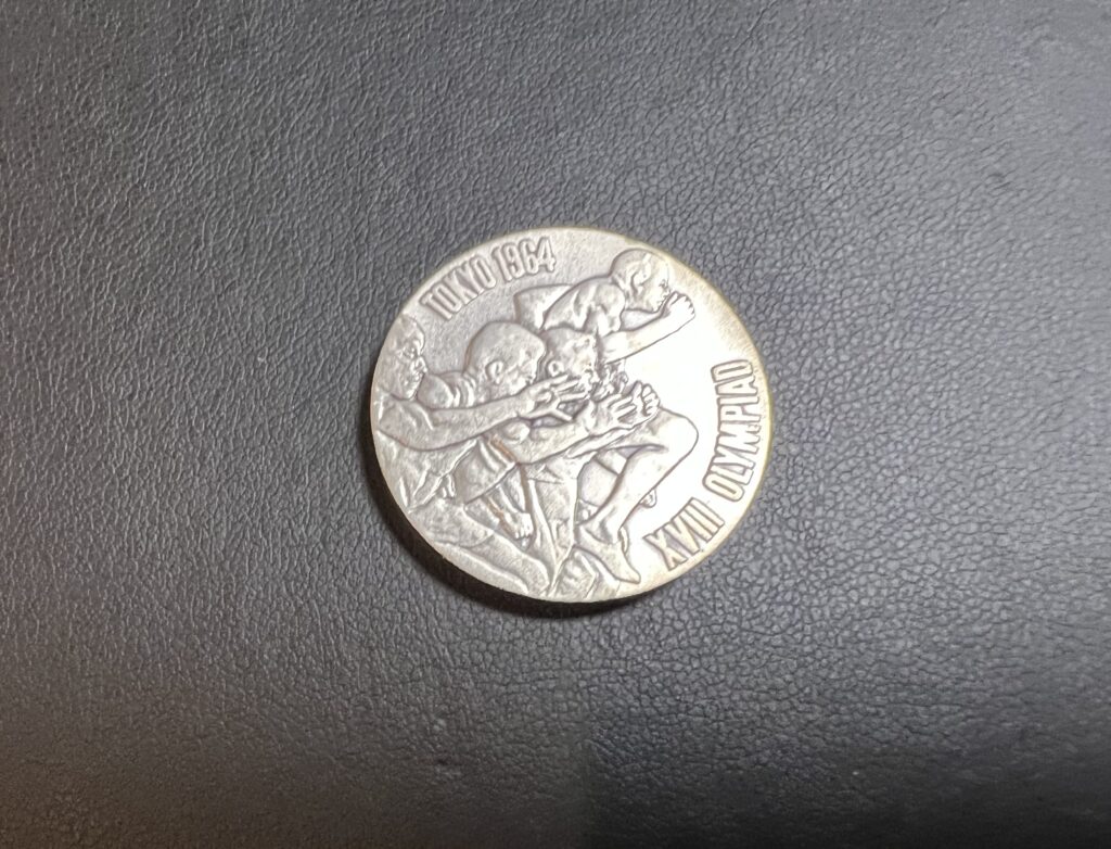 1964年 東京オリンピック 記念メダル』を大阪府枚方市にて ｜骨董品