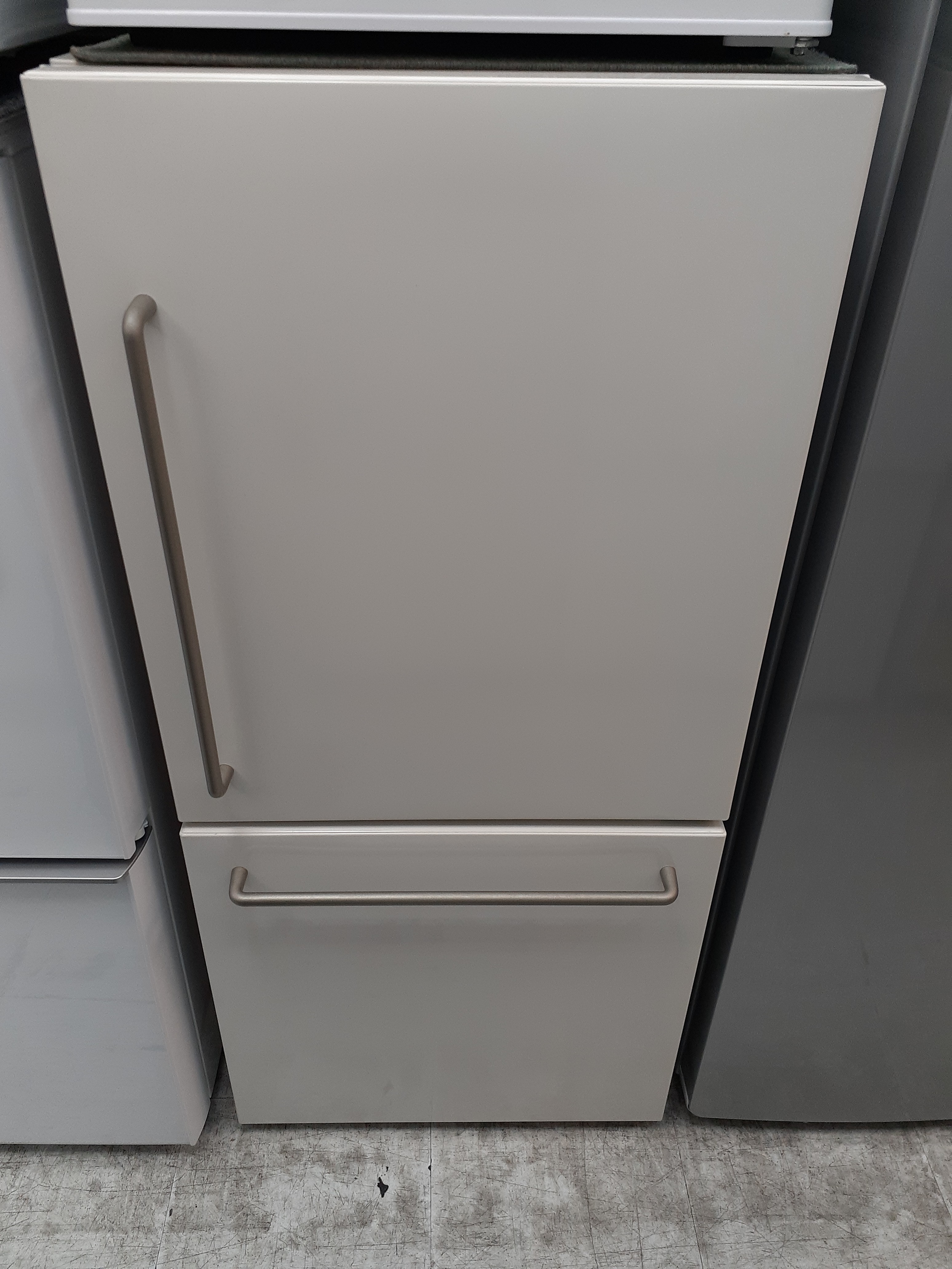 877 冷蔵庫 深澤直人 無印良品 一人暮らし 綺麗 安い 設置無料 831