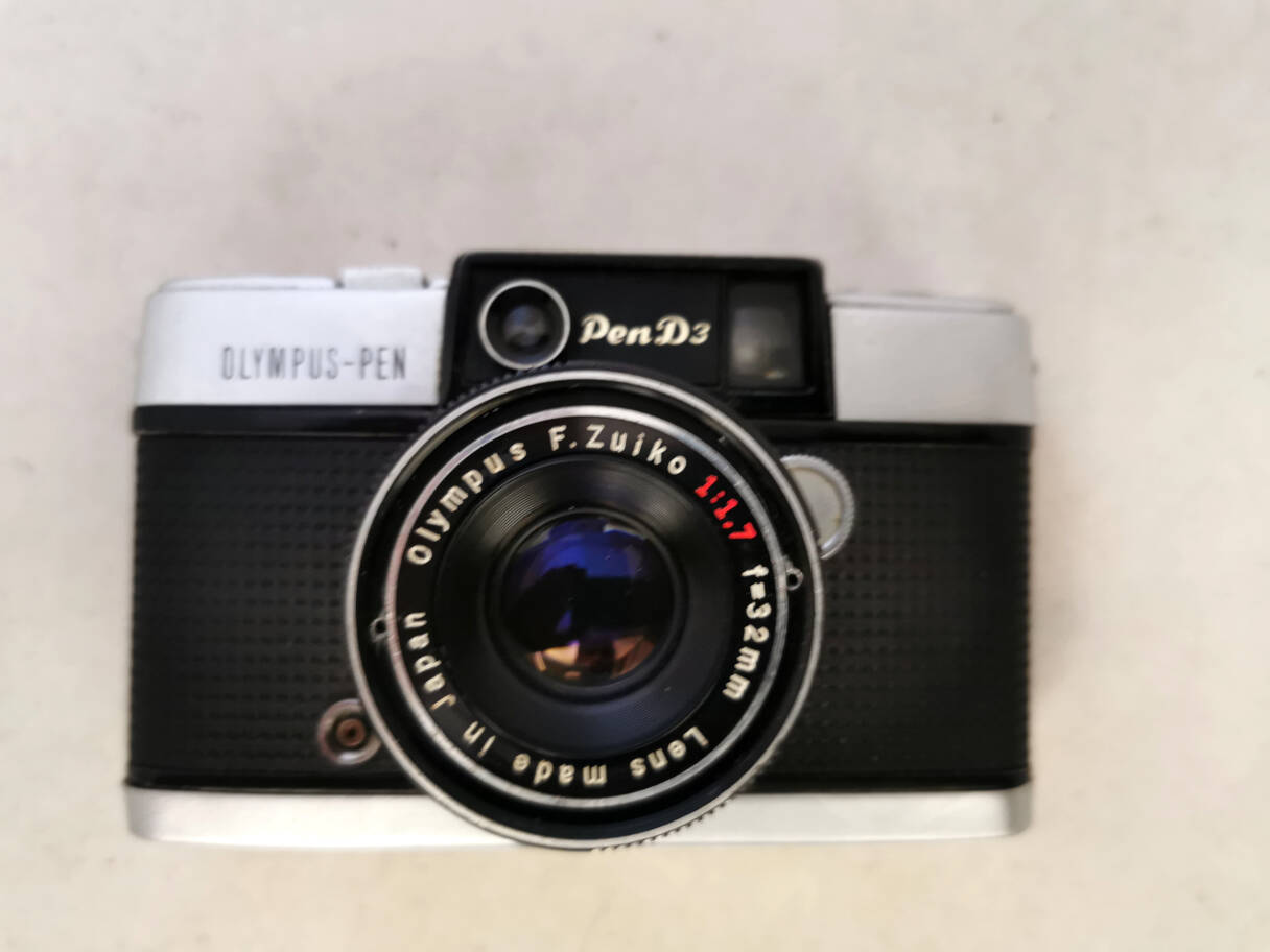 Olympus Pen D3