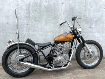 早い者勝ち SR400 SR500 純正タンク 再塗装品 キャブ車用 早い者勝ち