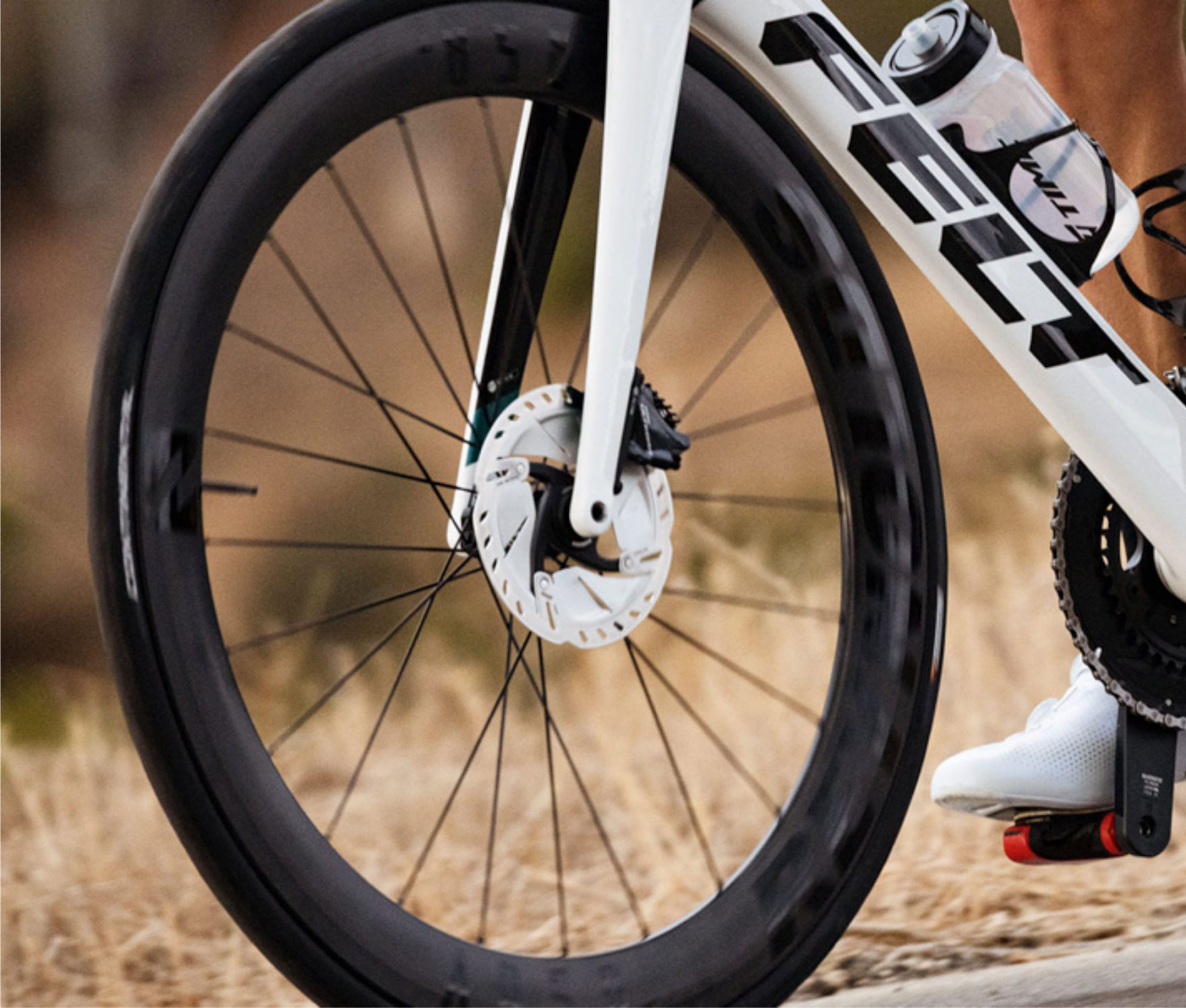 ブラックフライデー値下げ中 FELT AR ADVANCED 2020年モデル ブラック