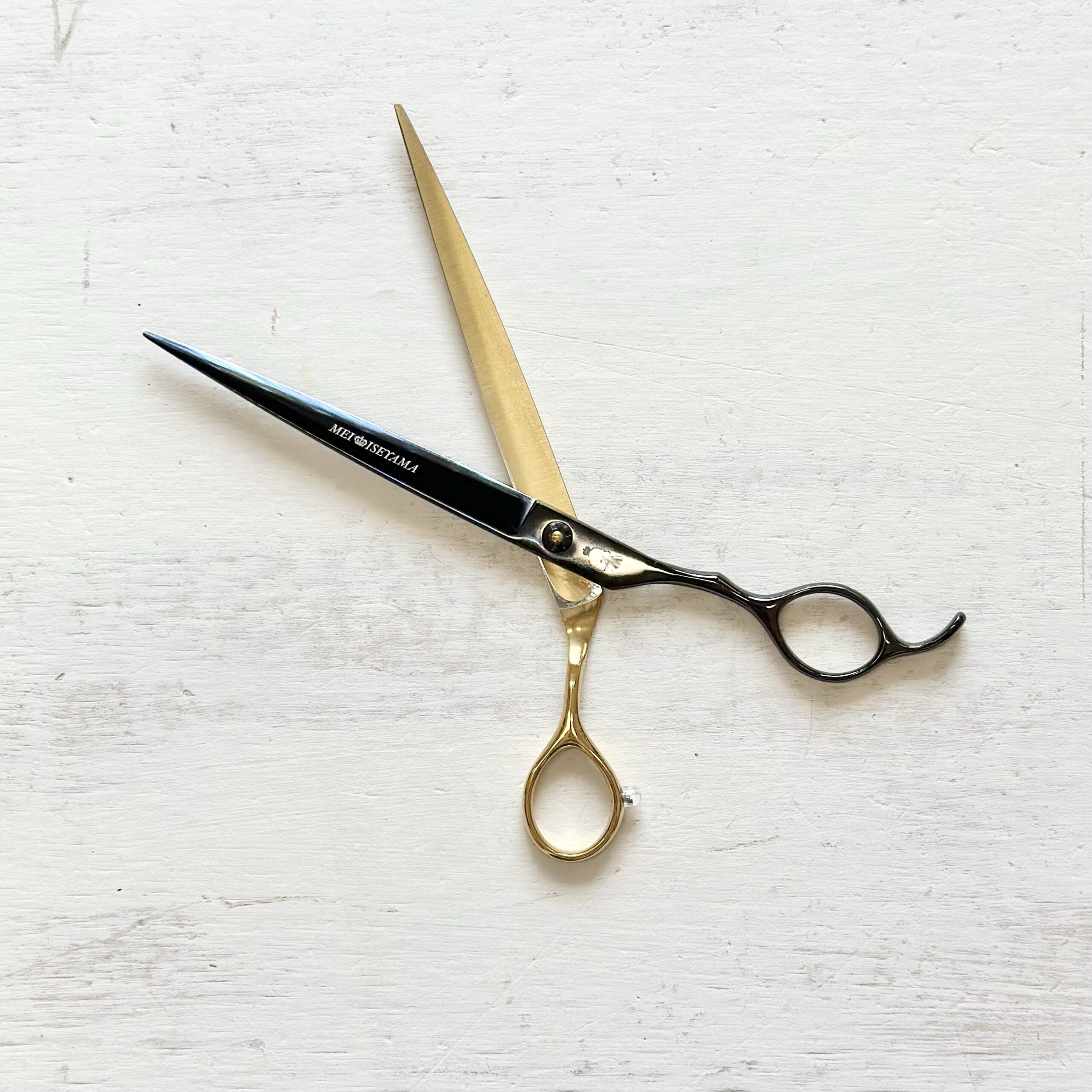 TAA 極薄刃 超仕上げストレートシザー 7インチ TAA 極薄刃 超仕上げ