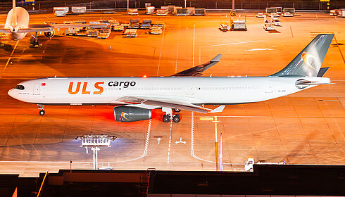 値下げ】激レア！ULS Airlines Cargo A330-300F 値下げ】激レア！ULS