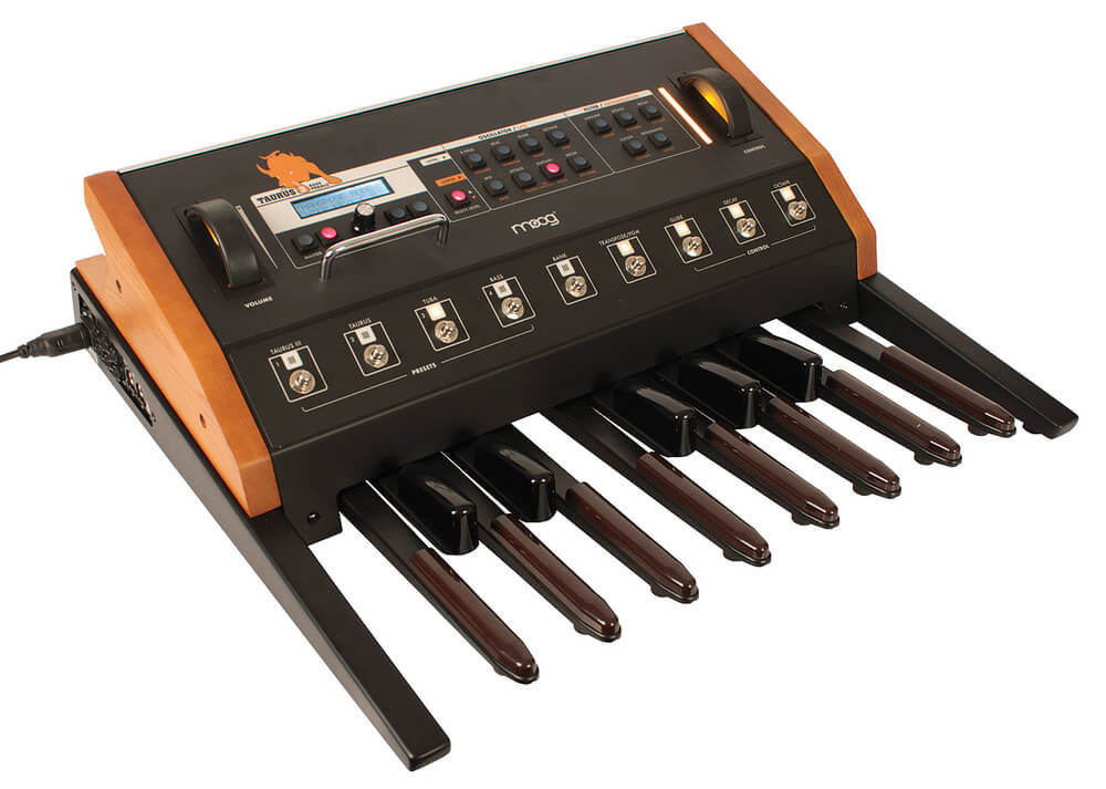 暖かいフィルターが魅力。アナログシンセサイザー Moog Minitaur