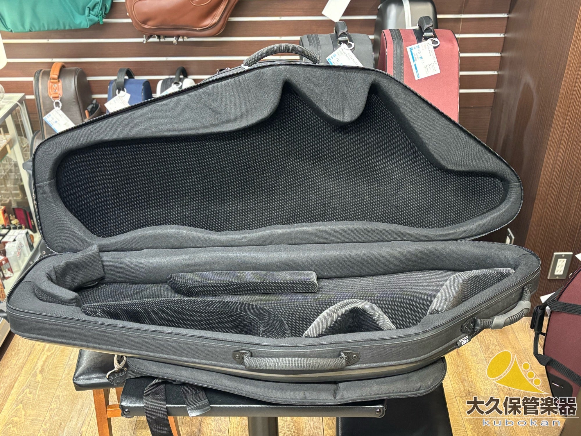Bags【バリトンサックス用ケース】EFBS