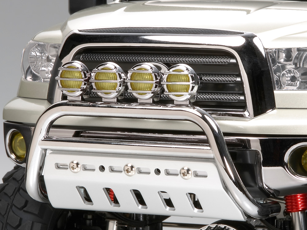 タミヤ タンドラ ハイリフト 組み立て塗装済み タミヤ タンドラ