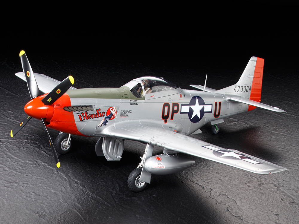 ミリタリーコレクション 1/35スケール P-51Dマスタング44-14450 Amazon