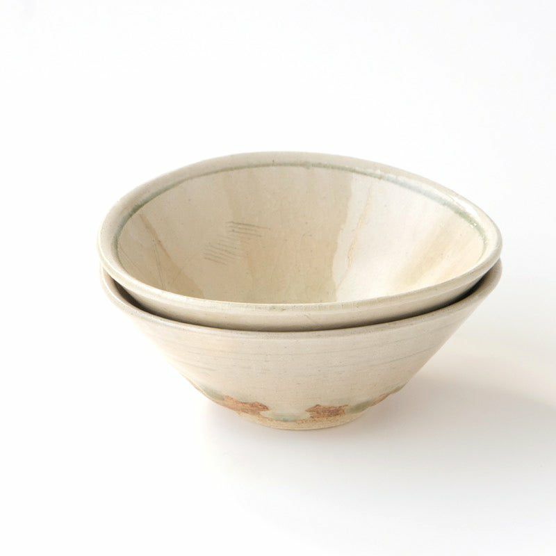 灰釉草文（はいゆうそうもん） 灰釉草文 組鉢〈2個〉 美濃焼 |皿や鉢