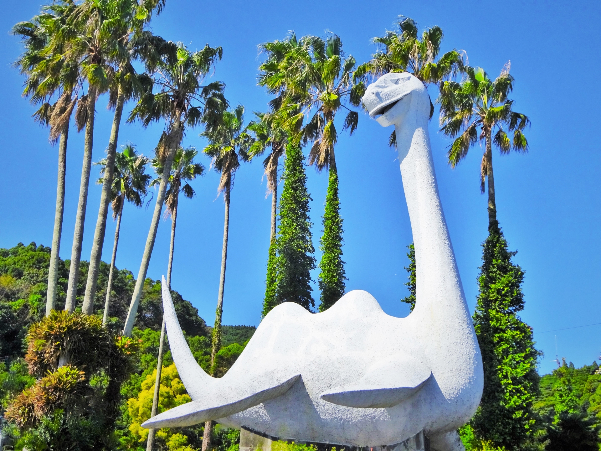 鹿児島県・池田湖の怪獣「イッシー」とは!? | ニッポン旅マガジン