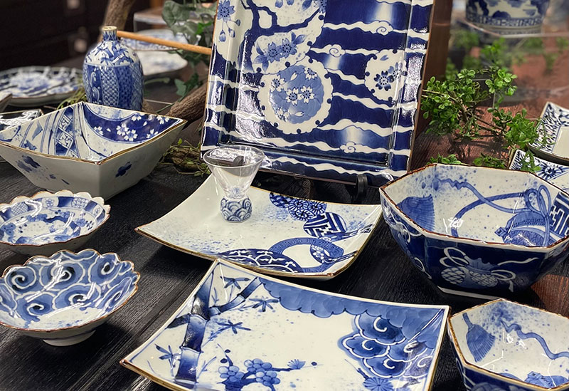 有田焼のデパート 丸兄商社＞“有田焼のテーマパーク”で見て買って体験