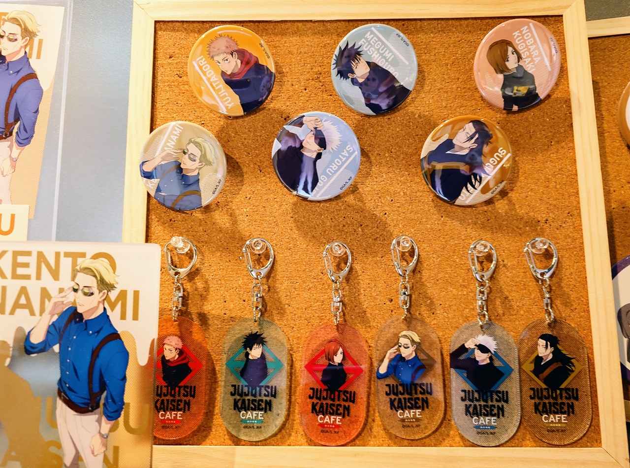呪術廻戦 脹相 缶バッジ アクリルフィギュア ストラップコレクション