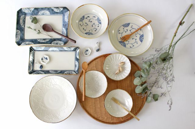 村田元 益子焼 鉄砂丸文 陶器 共箱付き 村田元 益子焼 鉄砂丸文 陶器