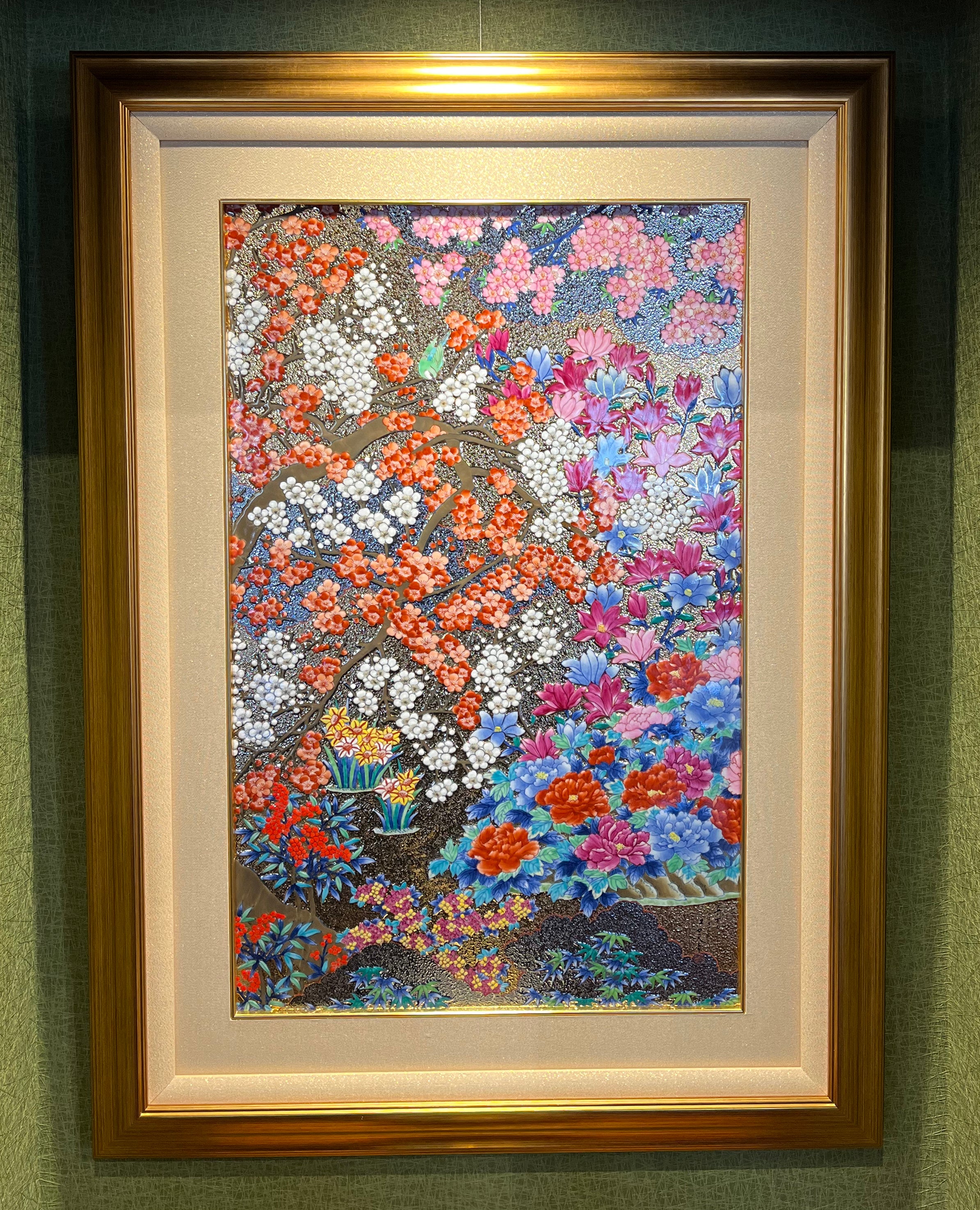 伝統工芸 有田焼金彩赤富士図 陶額 江口天童作 金彩赤富士図 陶額