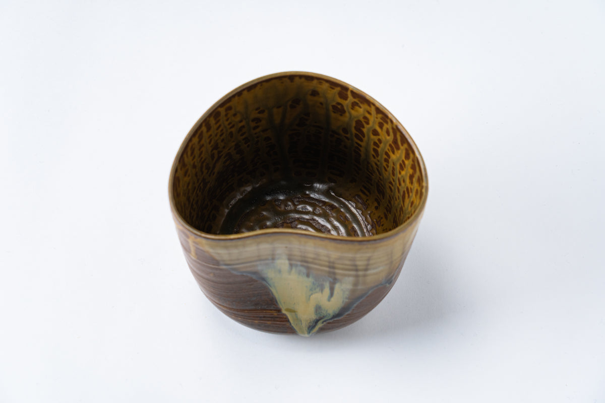 半月水指 十三代 髙取八山造 – 高取焼宗家