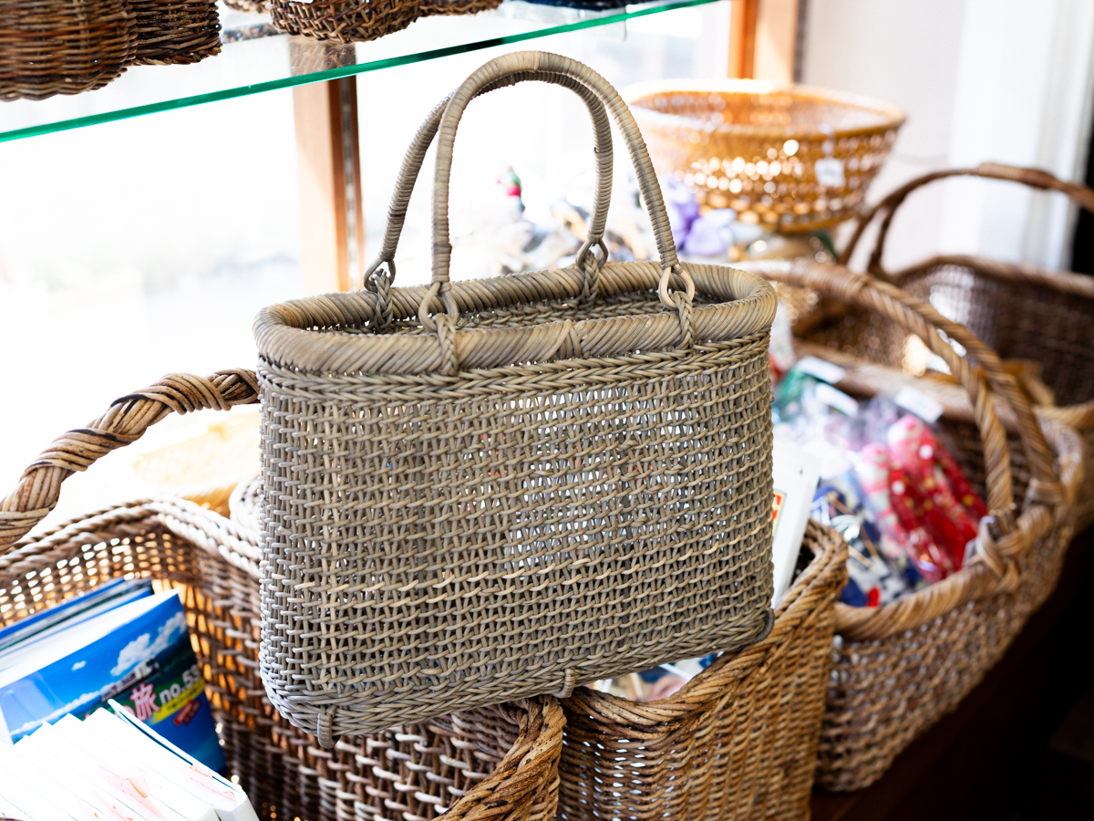 あけび蔓の作り手を訪ねて | 市川籠店ジャーナル