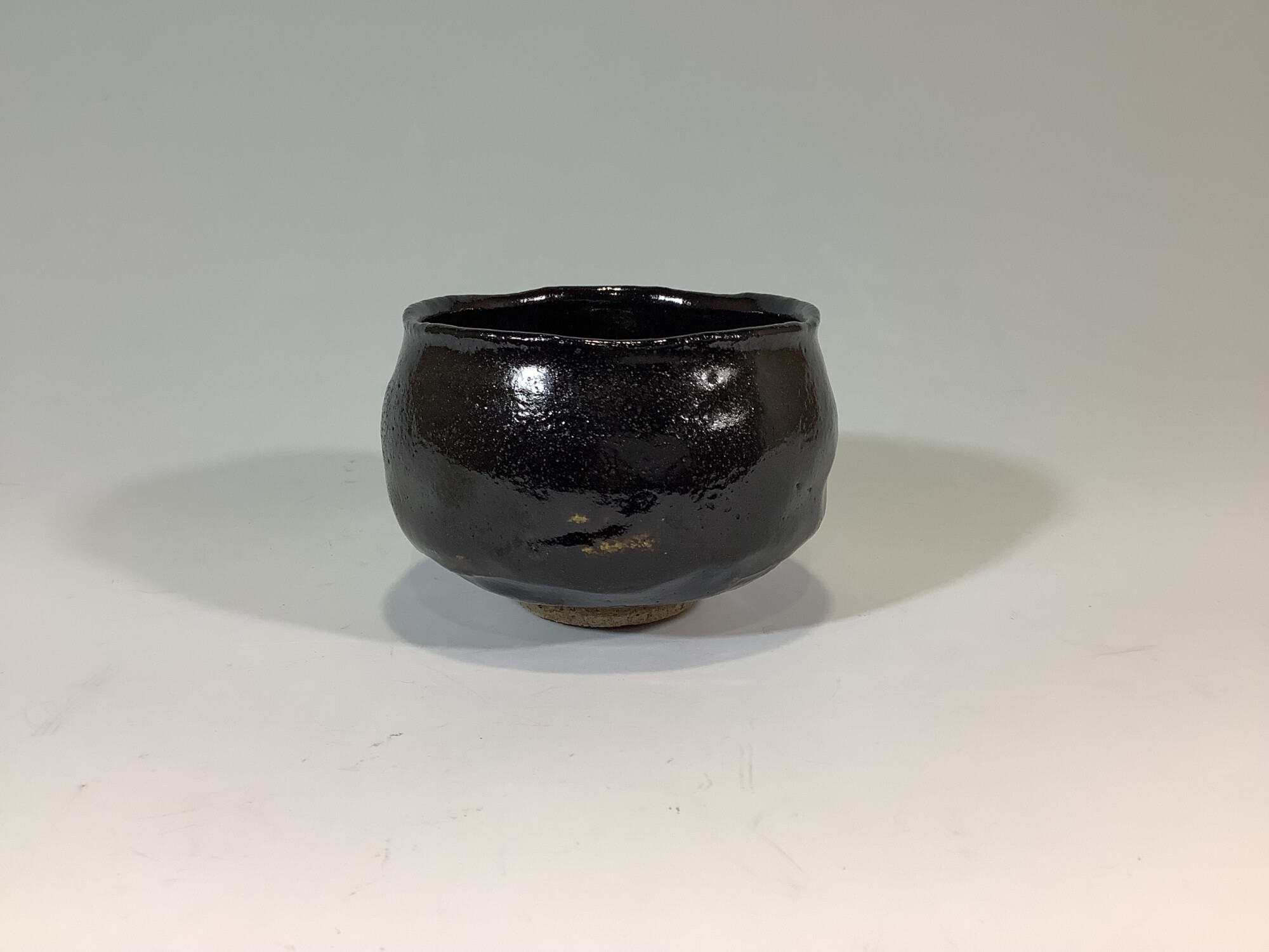 小川長楽作 毒湛筆刻入 逸品茶碗